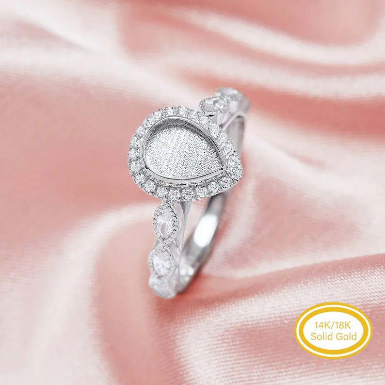 Pear 6x8mm Ring with Moissanite Diamonds-14K Gold (#1294736)