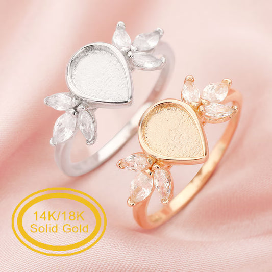 Pear 6x8mm Ring with Moissanite Diamonds; 14K Gold (#1294638)